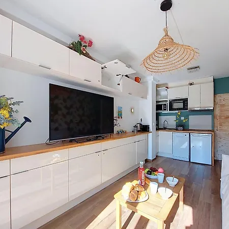 Les Lavandes-19 By Interhome